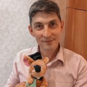 Олег Халиков