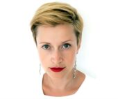  Света Инвестова